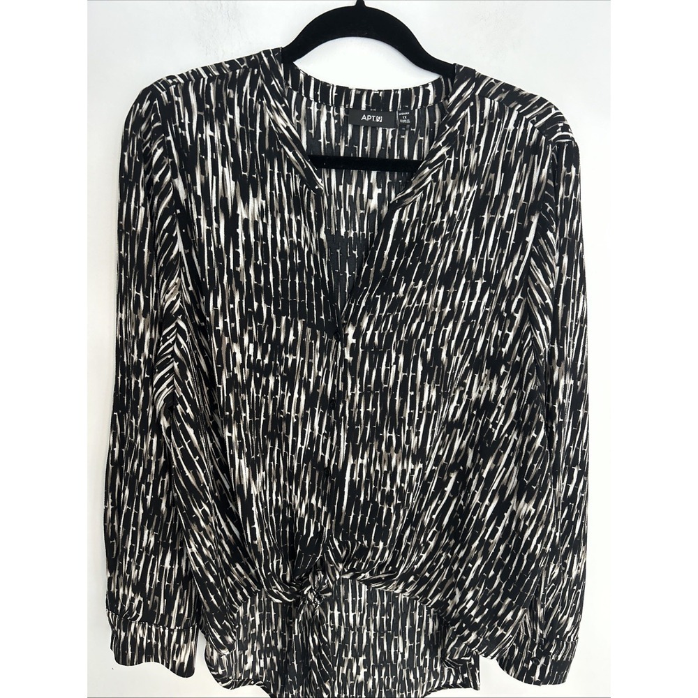 Apt 9 Women's One X Long Sleeve V-Neck‎ Button-Down Tie Front Black White Blouse